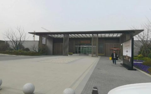 不开离职证明引发的赔偿纠纷与法律责任解析