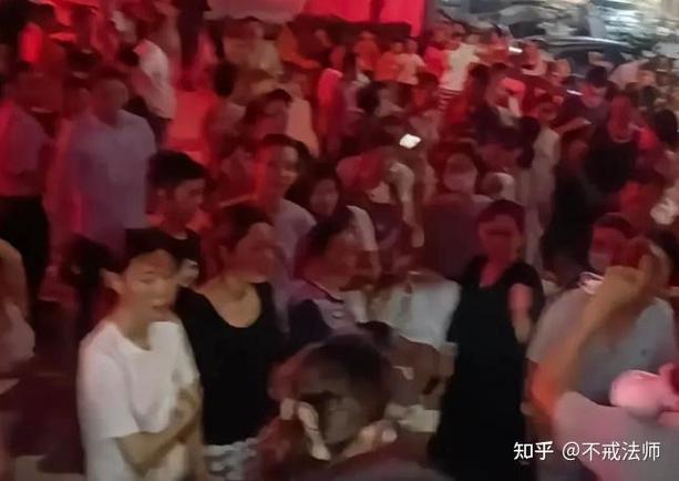租客到期不退房：律师解读强制清退法律实务
