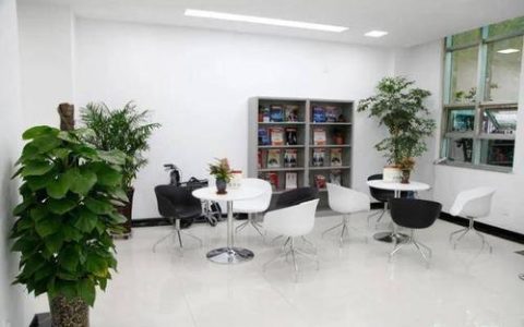 权威司法鉴定免费咨询：24小时援助渠道与申请指南
