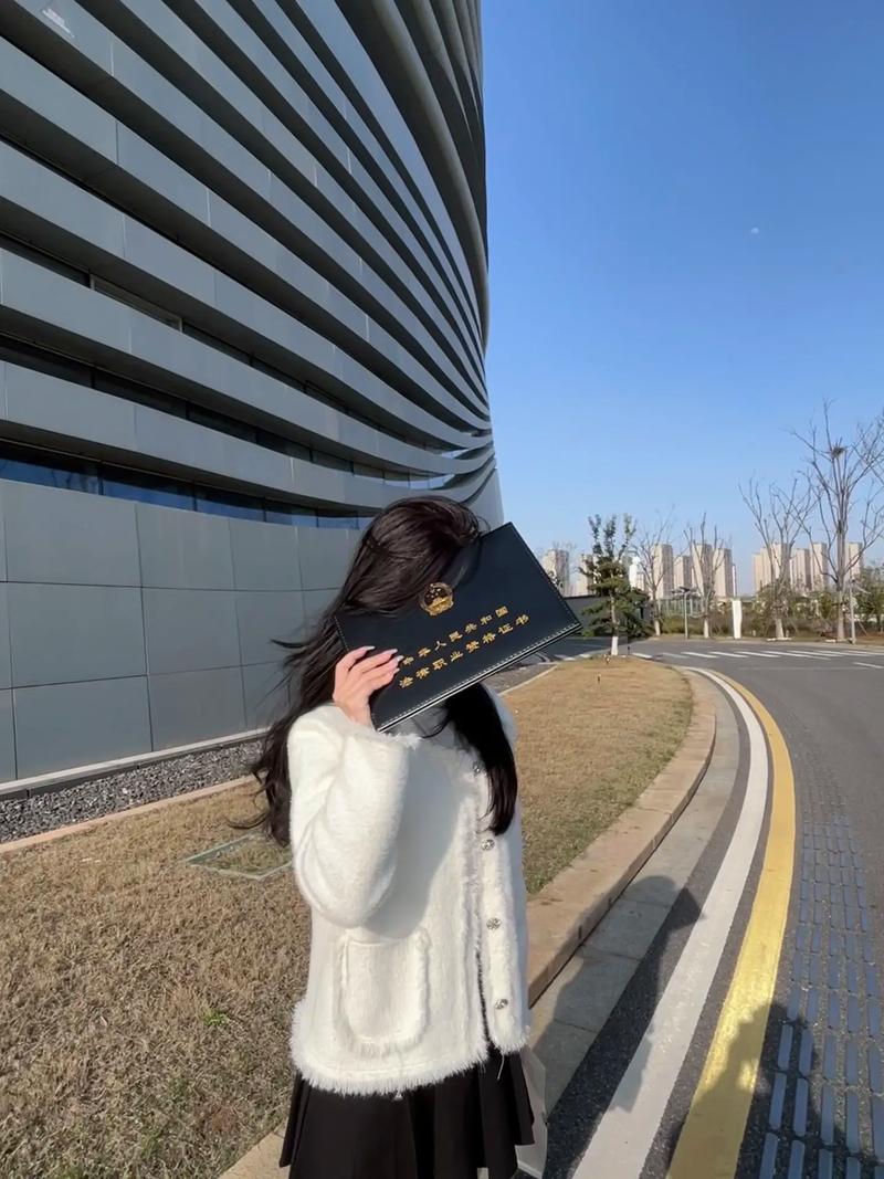 法考之路深度解析：报名条件、流程与备考关键点