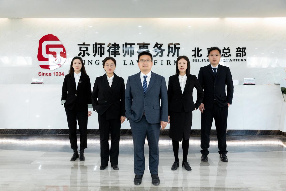 寻找可靠律师：多维考察与避坑指南