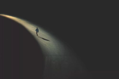 伴侣的沉默是一把刀，你该如何自我救赎